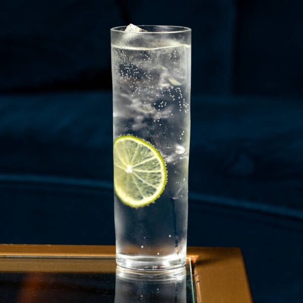 TANQUERAY & TONIC